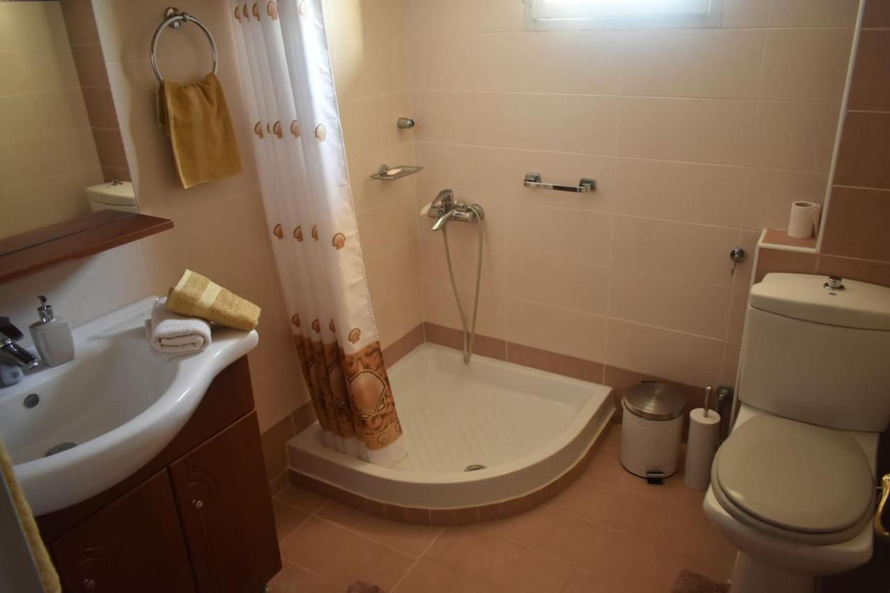 Seaside Apartments Nea Irakleia Extérieur photo