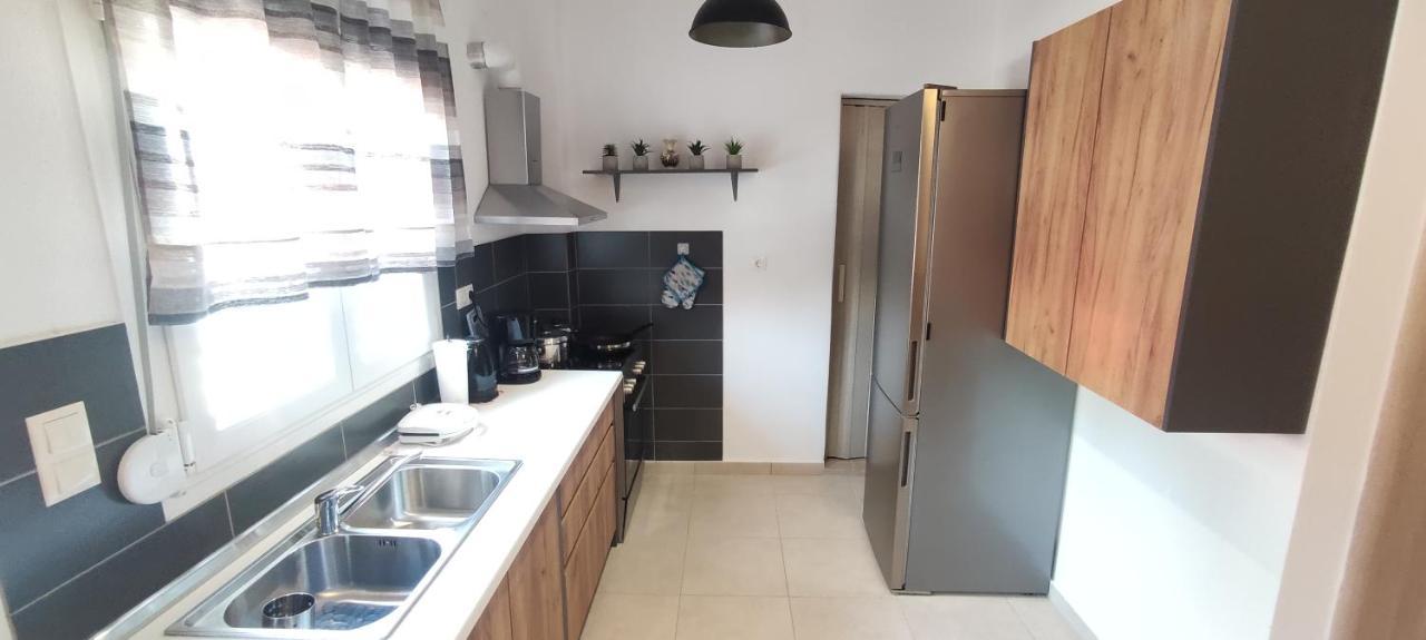 Seaside Apartments Nea Irakleia Extérieur photo